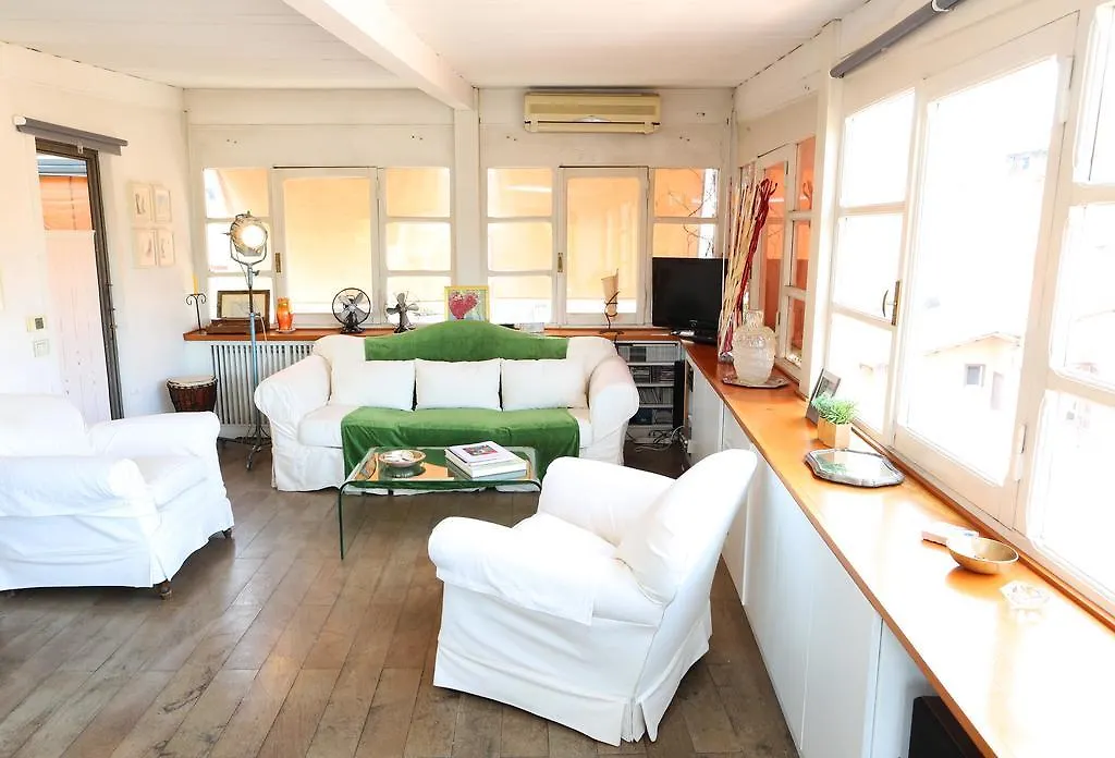 Trastevere Split Level Terrace Apartment - Top Collection Rome
