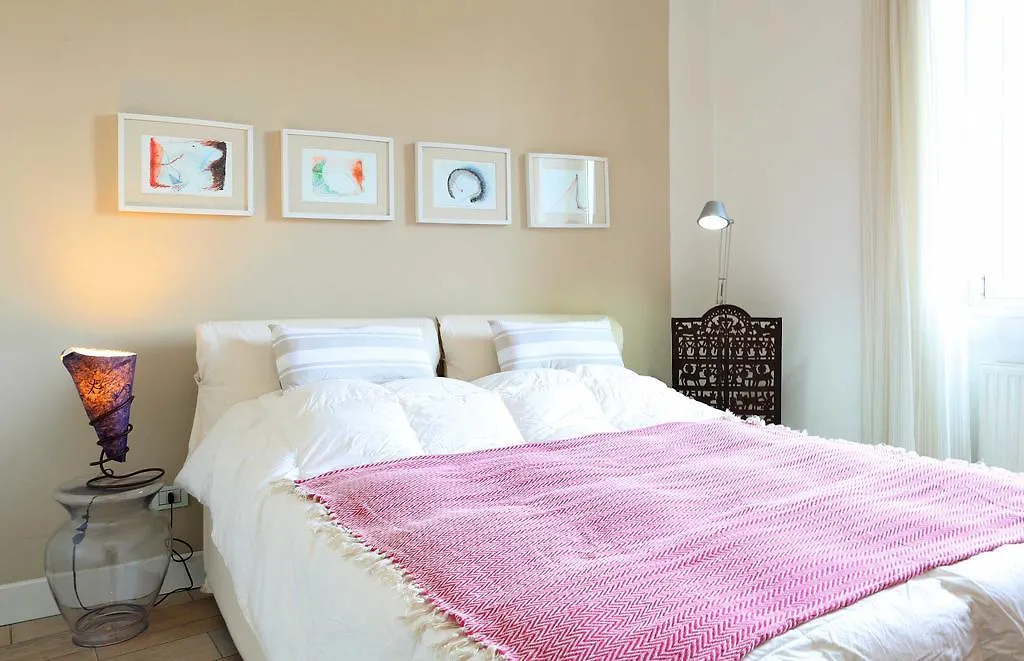 Trastevere Split Level Terrace Apartment - Top Collection Rome