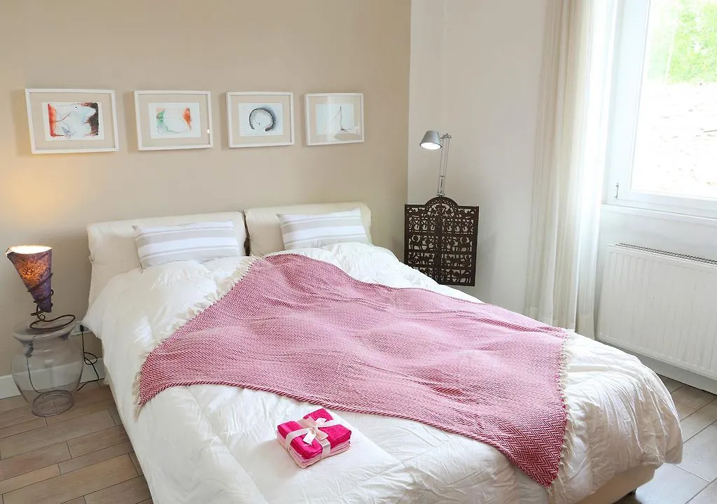 Trastevere Split Level Terrace Apartment - Top Collection Rome 0*,  Italy