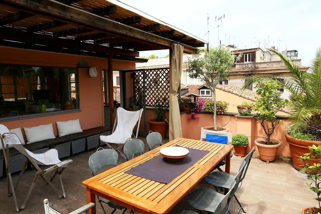 Trastevere Split Level Terrace Apartment - Top Collection Řím